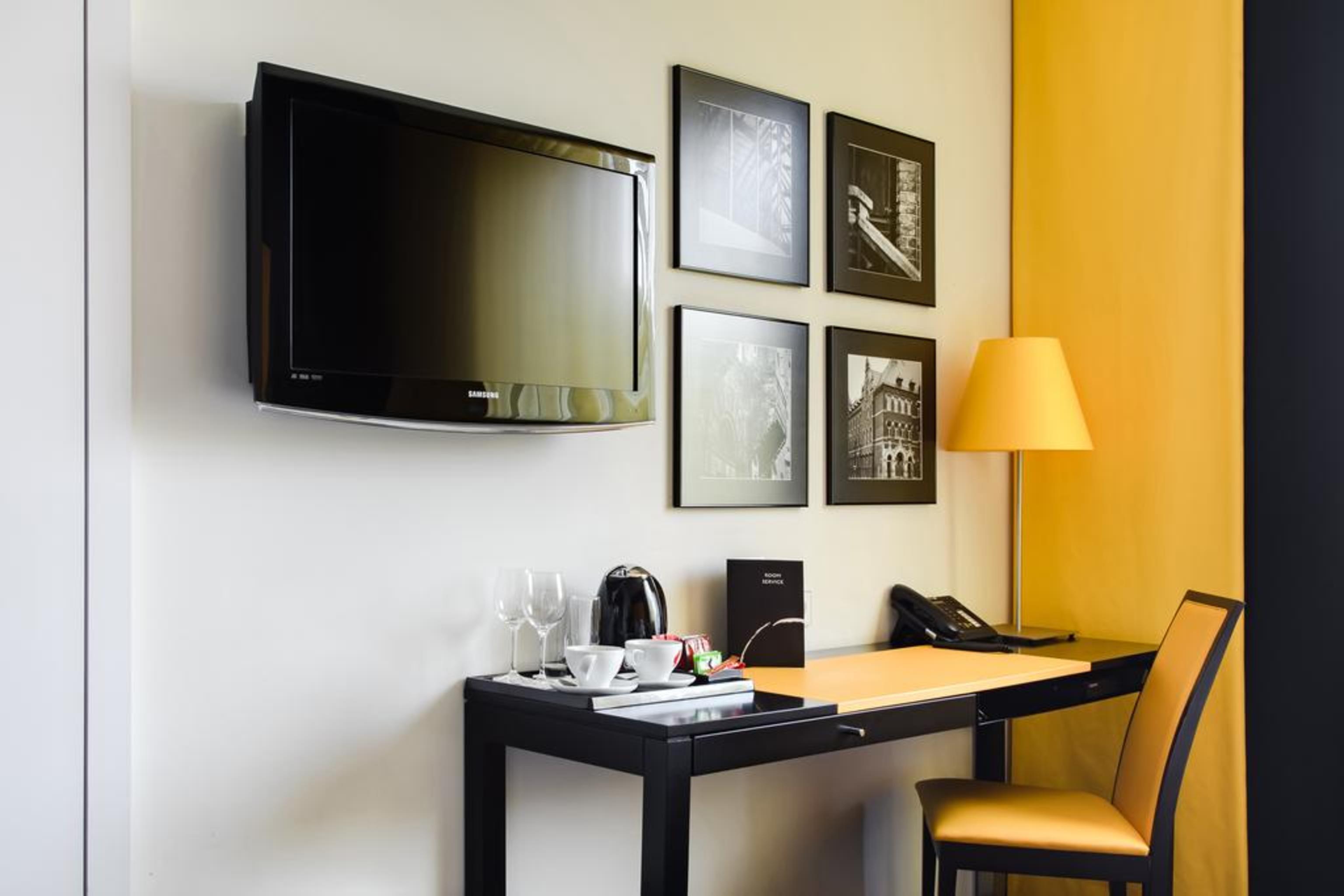 Vienna House Easy By Wyndham Katowice Hotel Bagian luar foto