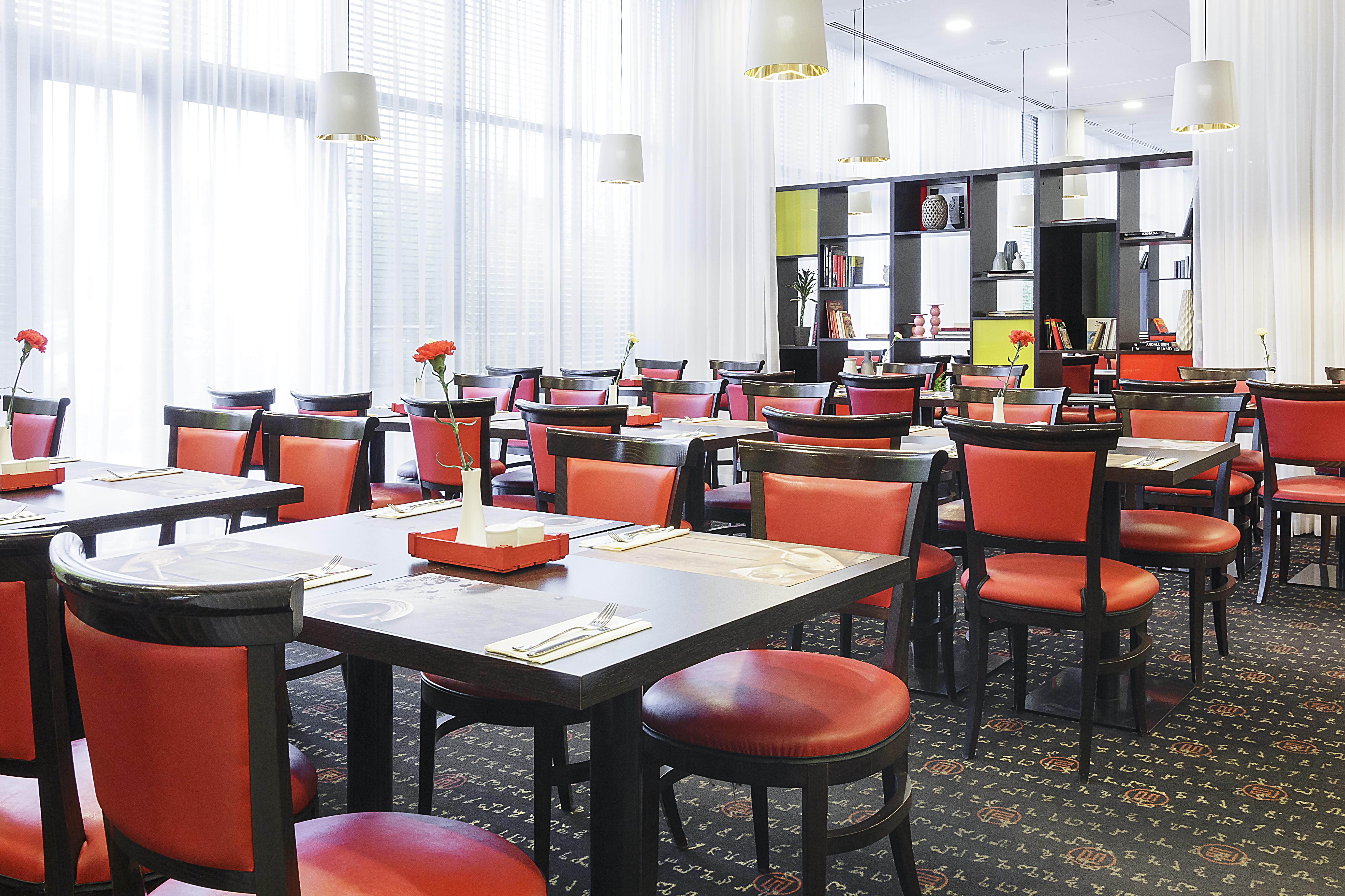 Vienna House Easy By Wyndham Katowice Hotel Bagian luar foto