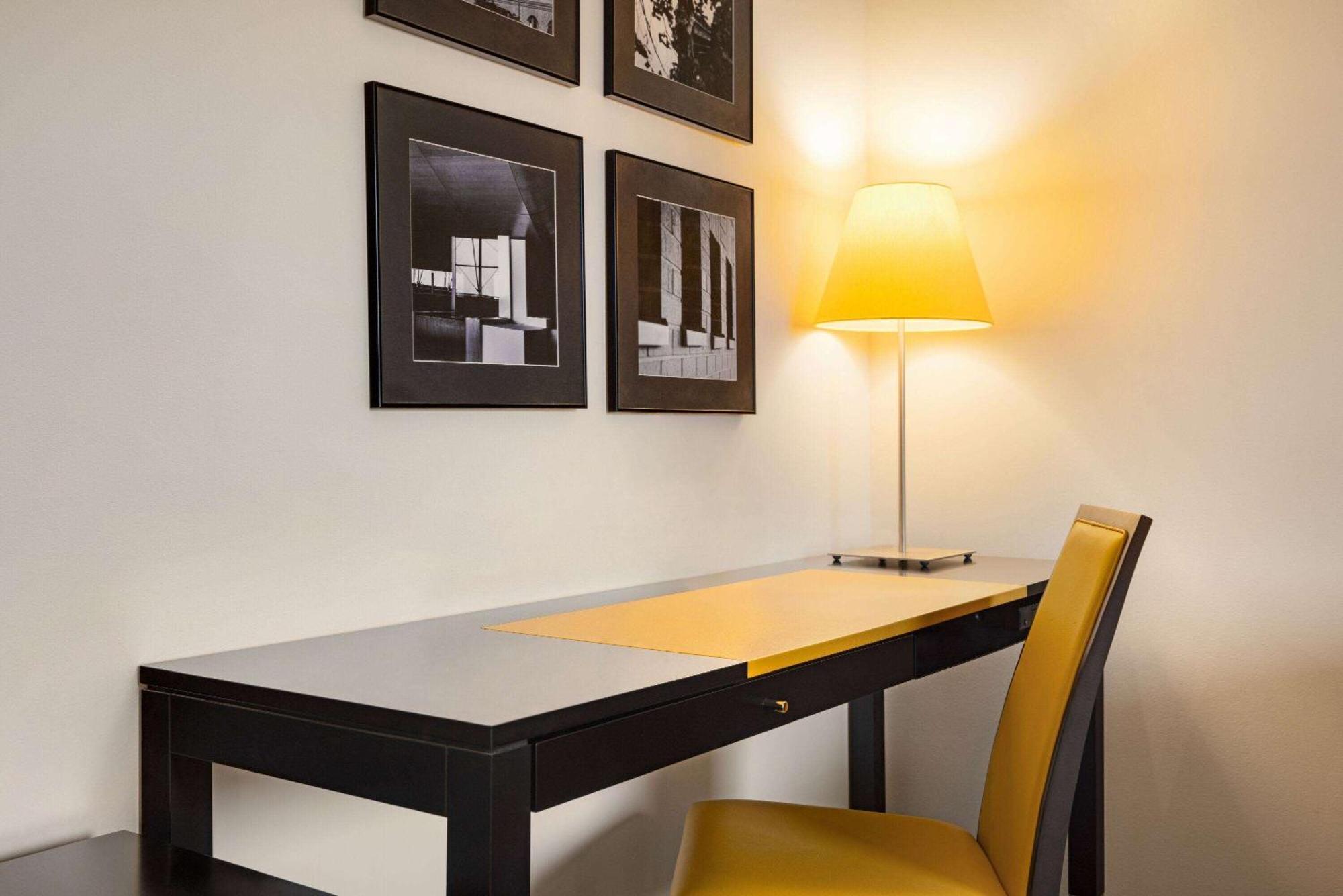 Vienna House Easy By Wyndham Katowice Hotel Bagian luar foto